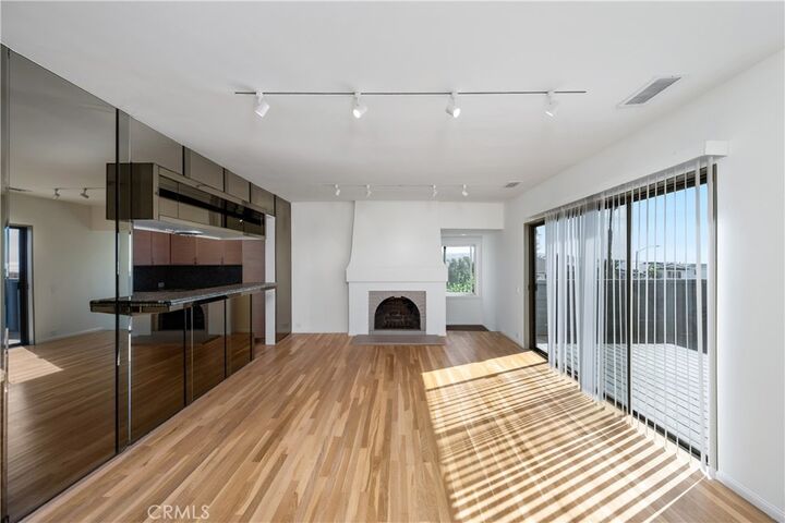 Property Photo:  2513 Ozone Court  CA 90254 