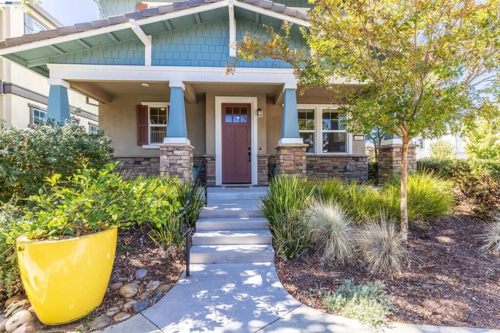 Property Photo:  601 Chives Way  CA 94595 