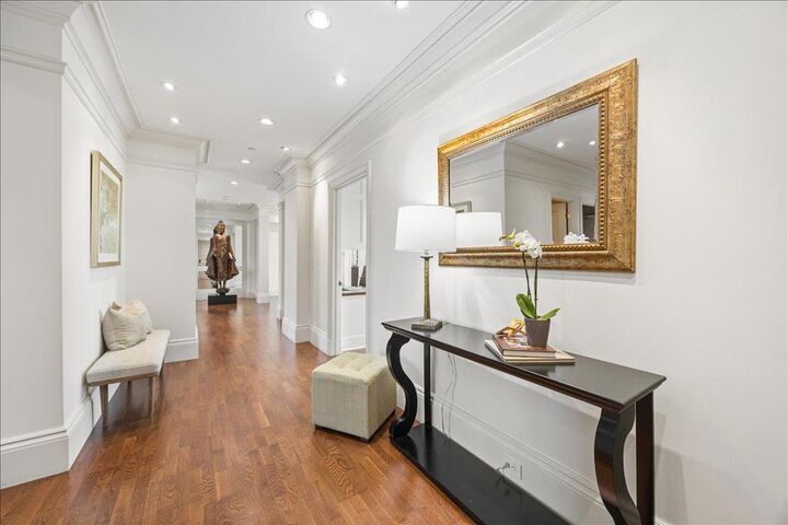 Property Photo:  20 W 3rd Avenue 601  CA 94402 