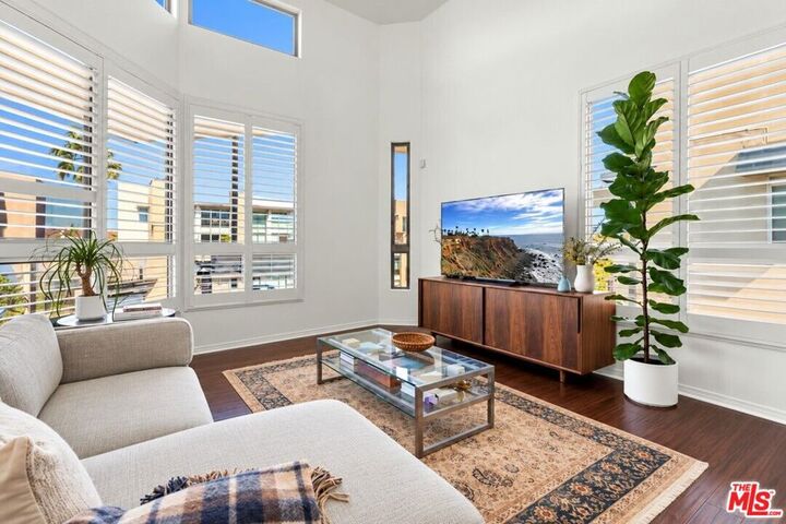 Property Photo:  13044 Pacific Promenade 408  CA 90094 