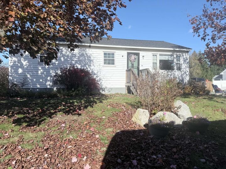 Property Photo:  22 Somerset Avenue  ME 04937 
