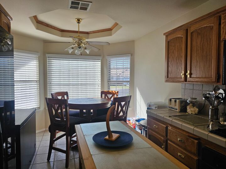 Property Photo: 2335 Judith Way CA 93637