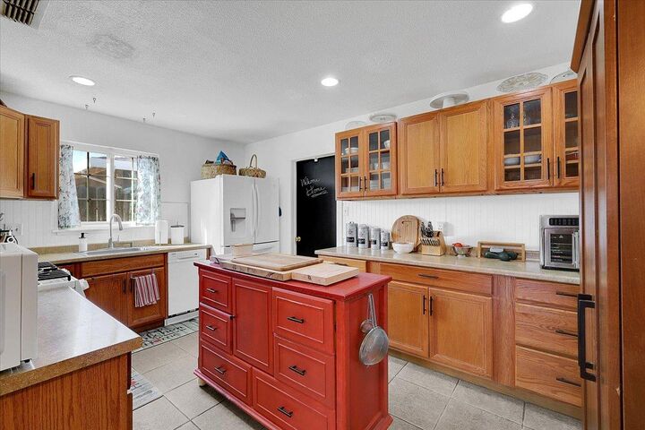 Property Photo: 7001 Chandler Drive CA 95828
