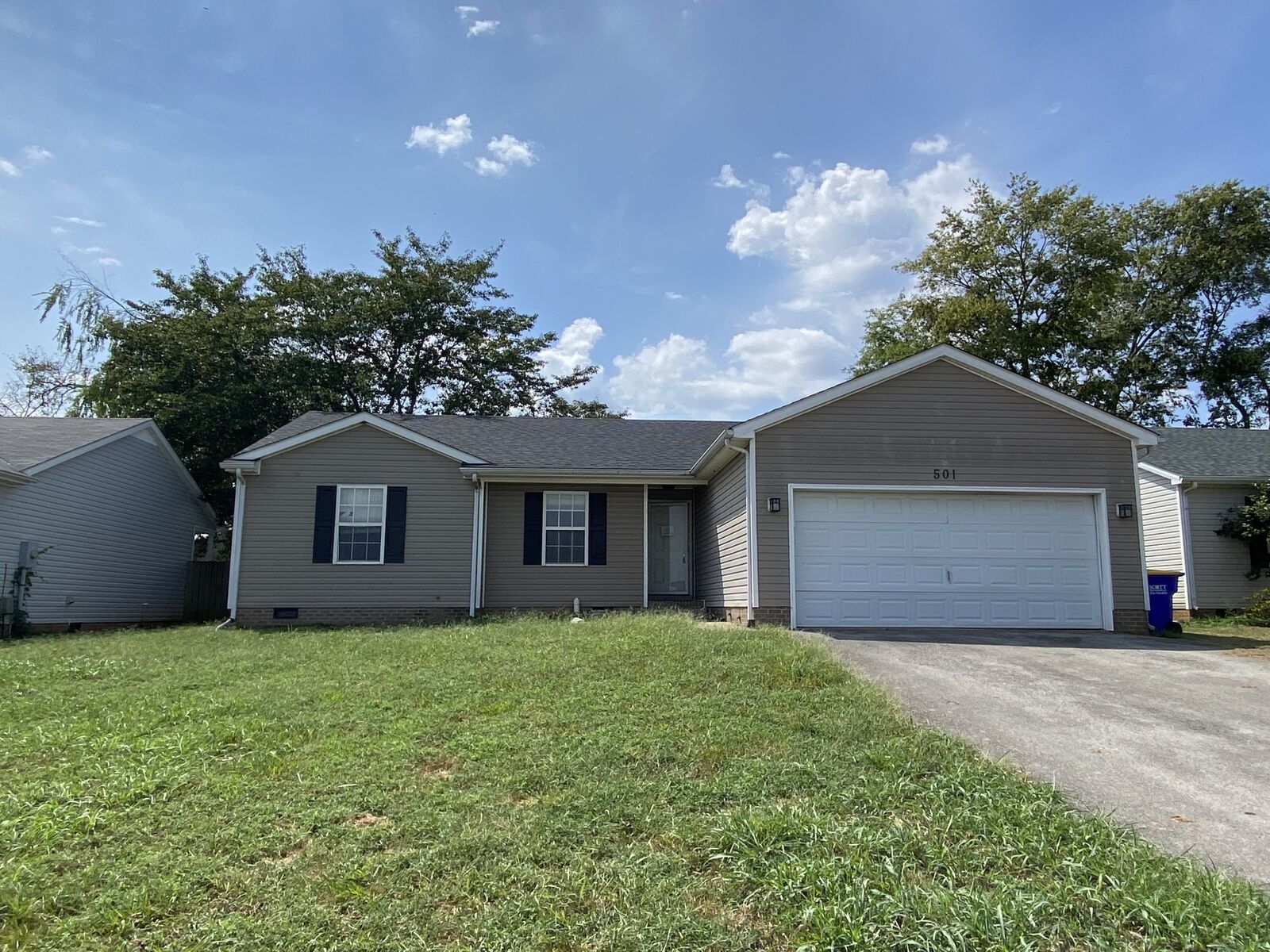 Property Photo:  501 Creekwood Ct  KY 42101 
