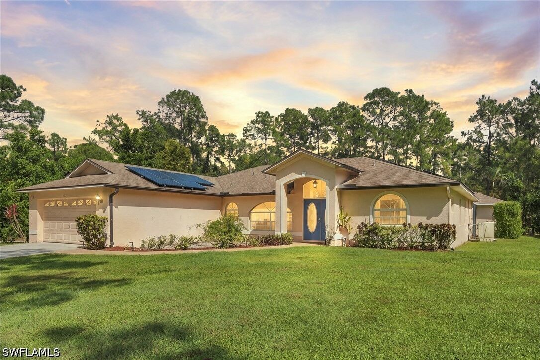 Property Photo:  590 6th Street NE  FL 34120 