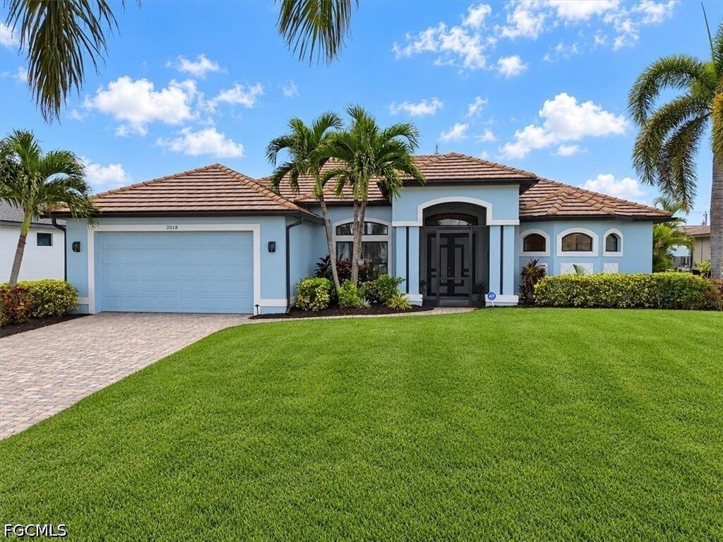 Property Photo: 2018 SW 30th Terrace FL 33914