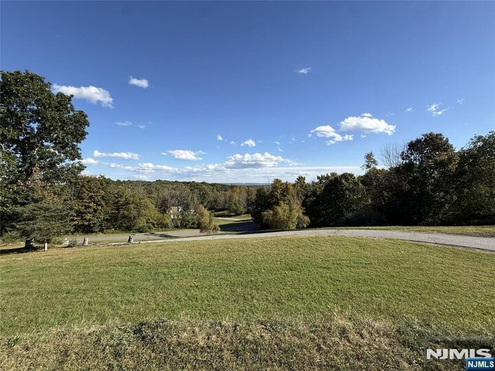 Property Photo: 10 Dales Crossing NJ 07461