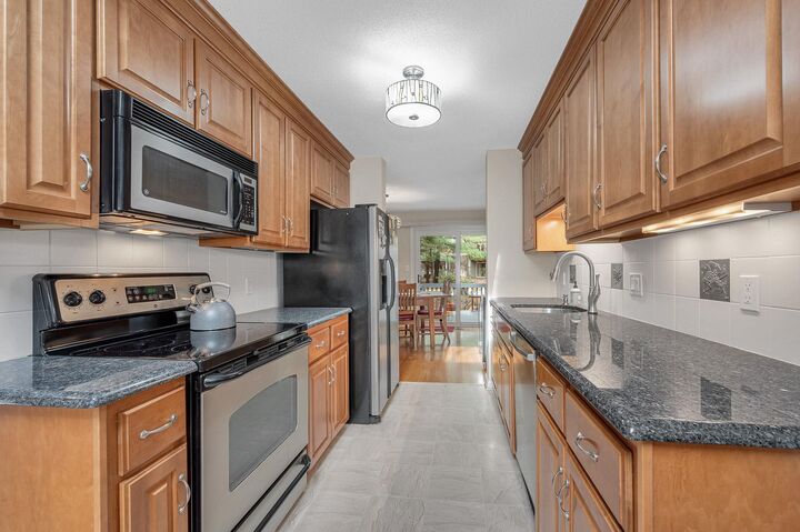 Property Photo: 58 Laurel Court NH 03062