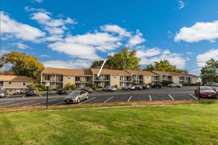 Property Photo:  902 Cocheco Court  NH 03820 