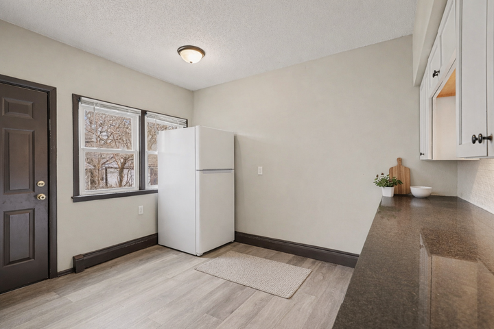 Property Photo: 3118 Newton Avenue N MN 55411