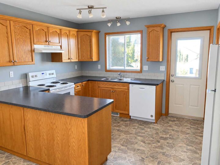 Photo de la propriété:  233 Kendrew Drive  AB T4P 3Z1 