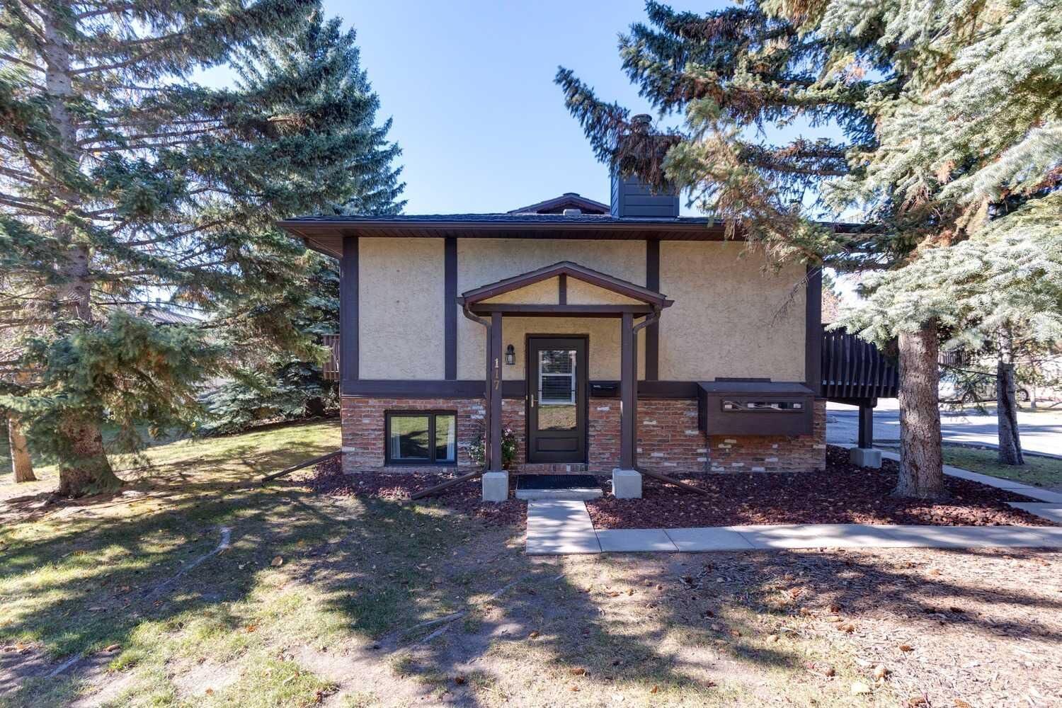 Property Photo:  117 Storybook Terrace NW  AB T3G 1Y5 