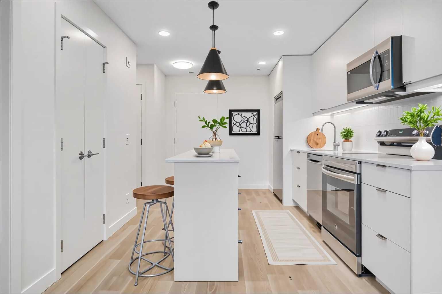 Property Photo:  8500 19 Avenue SE 2109  AB T2A 7V1 