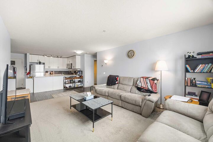 Property Photo:  181 Skyview Ranch Manor NE 2210  AB T3N 0V2 