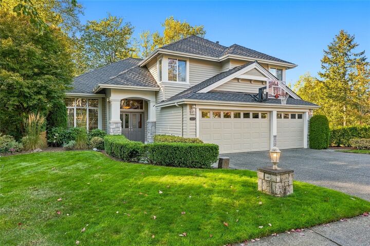 Property Photo:  15229  80th Ave Avenue NE  WA 98028 