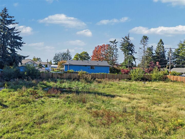 Property Photo: 11205 12th Avenue SW WA 98146