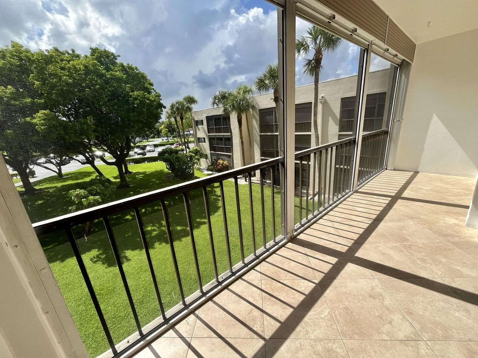 Property Photo:  5190 Las Verdes Circle 314  FL 33484 