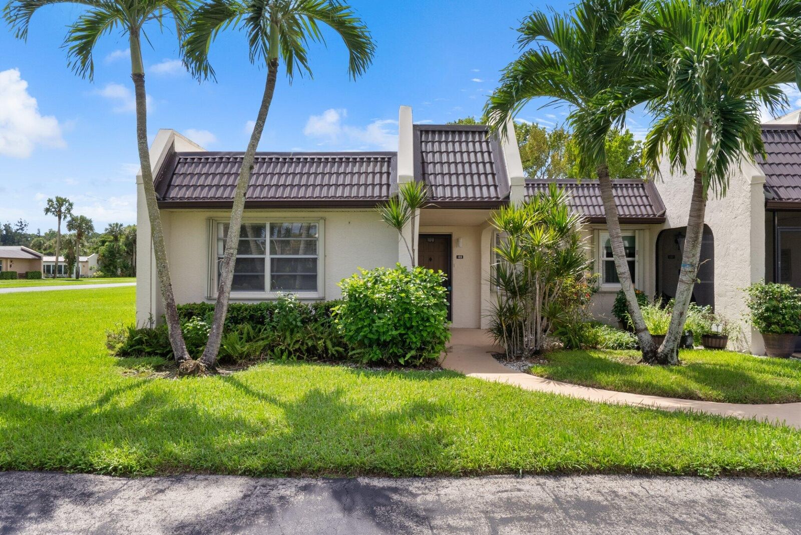 Property Photo:  100 Lake Rebecca Drive  FL 33411 