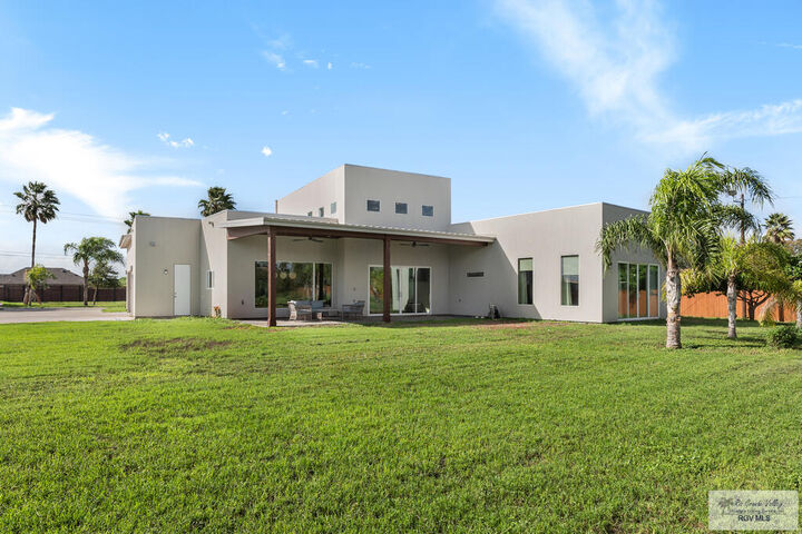 Property Photo:  204 W 18th St.  TX 78596 