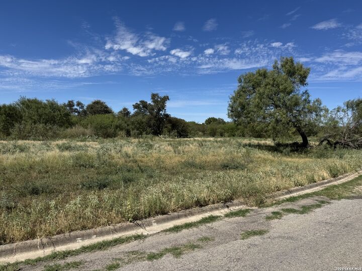 Property Photo: 600 Rio St TX 78801