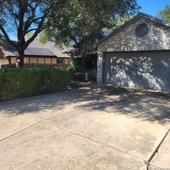 Property Photo: 16168 Walnut Creek Dr TX 78247
