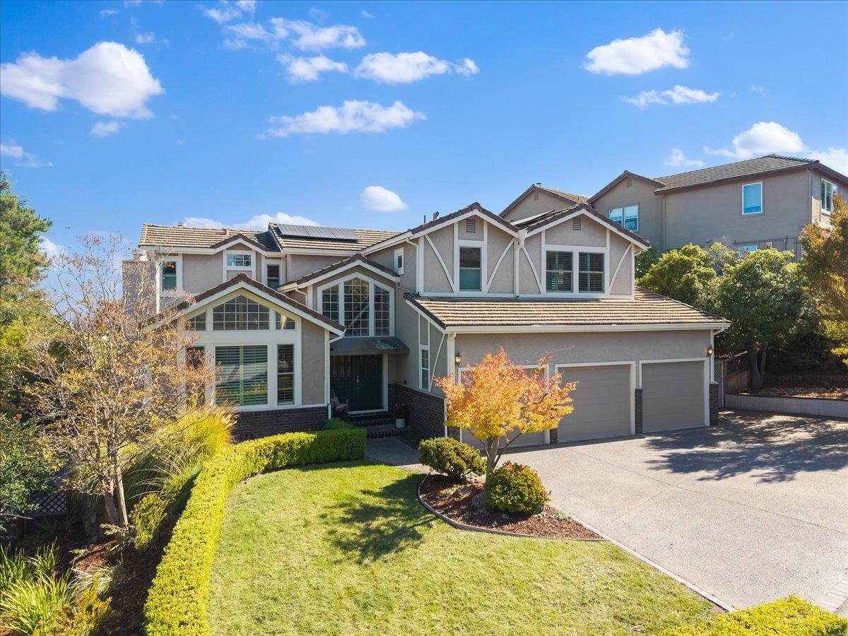 Property Photo:  26 Botany Court  CA 94062 