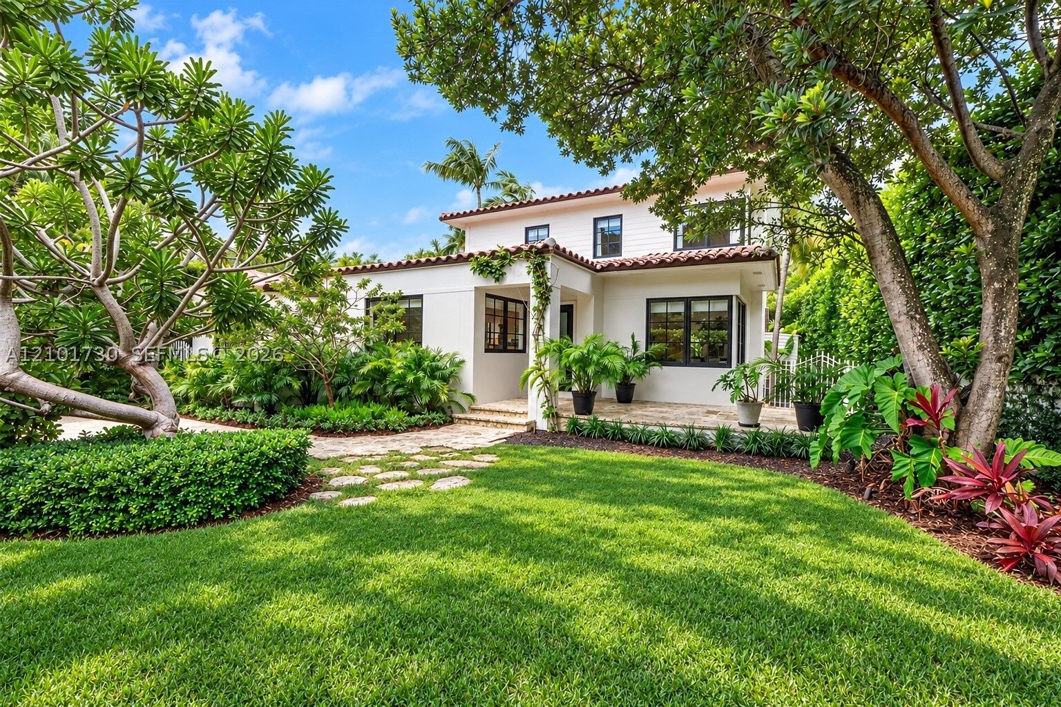 Property Photo:  435 W 51st St  FL 33140 