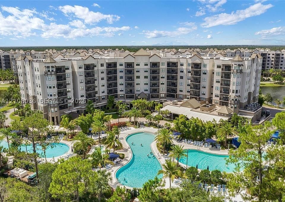 Property Photo:  14501 Grove Resort Ave 2333  FL 34787 