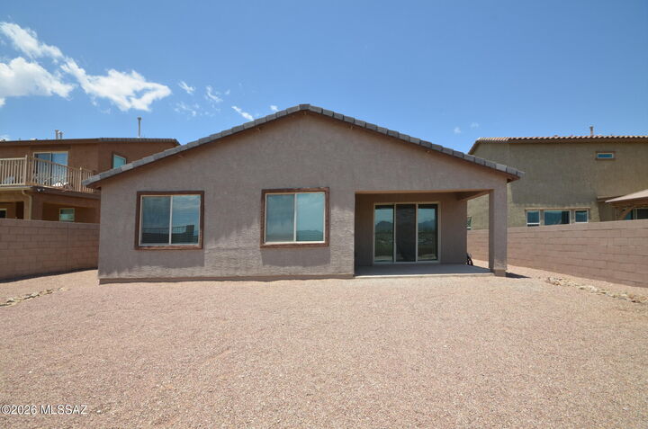 Property Photo:  12960 E Pantano View Drive  AZ 85641 