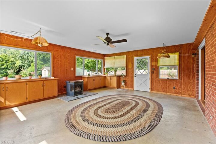 Property Photo:  141 Pinelawn Drive  NC 27284 