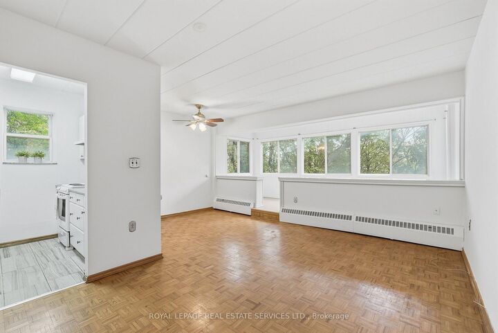 Property Photo:  107 St. Joseph's Drive 208  ON L8N 2G1 