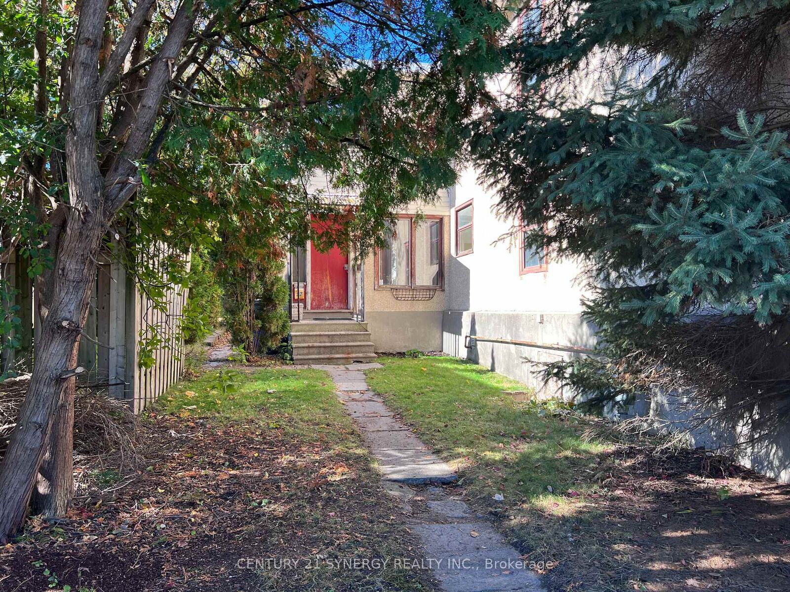 Photo de la propriété: 52 &Amp 50 Stonehurst Avenue W ON K1Y 1R4