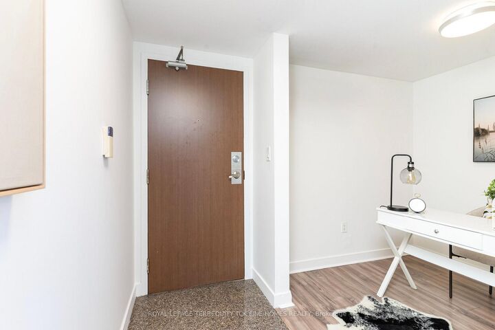 Property Photo:  35 Mariner Terrace 5303  ON M5V 3V9 