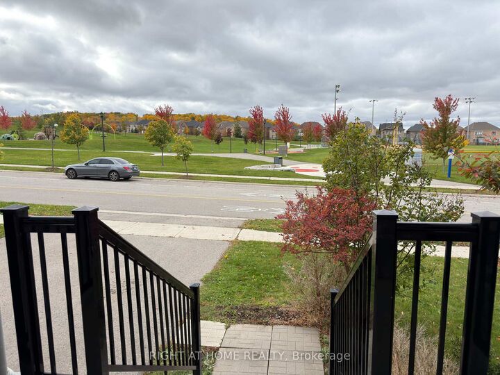 Property Photo:  123 Dog Wood Boulevard  ON L9N 0S9 