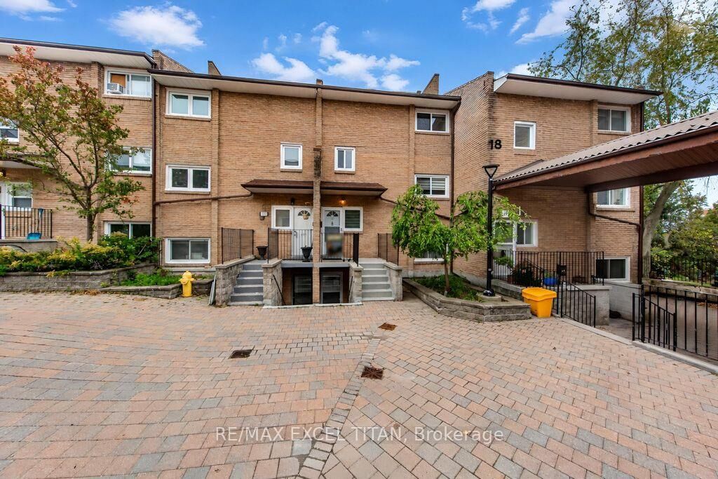 Property Photo:  50 Scarborough Golf Club Road 153  ON M1M 3T5 