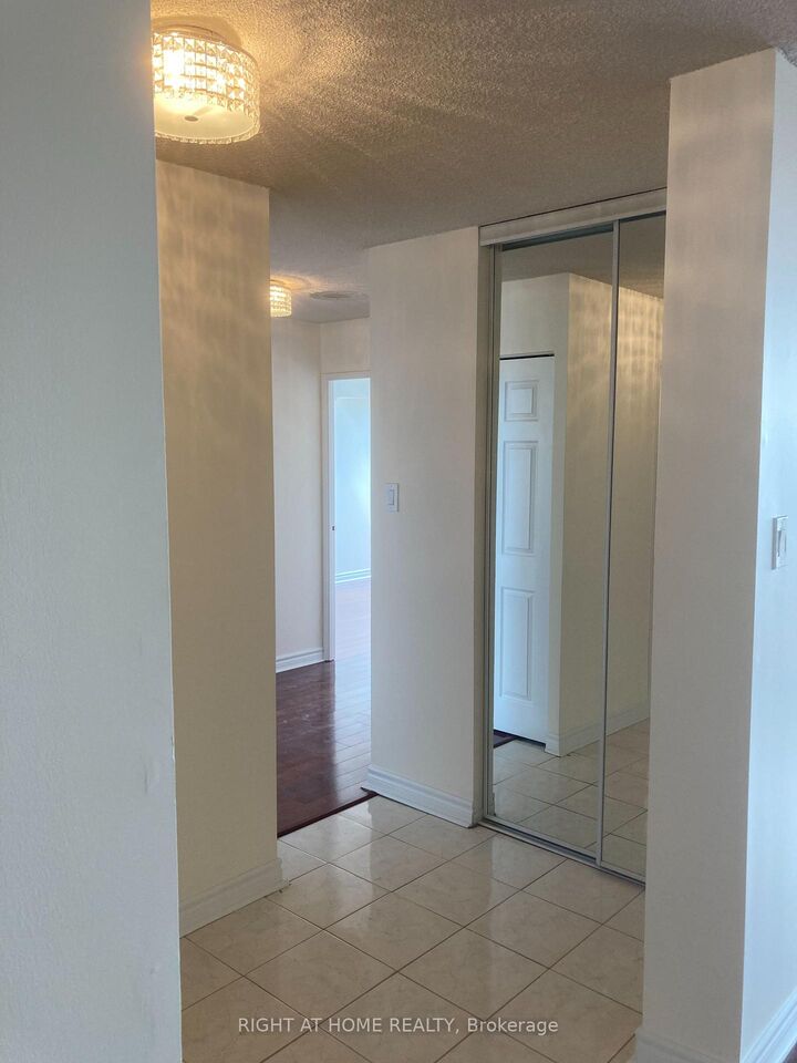 Property Photo:  133 Torresdale Avenue 1601  ON M2R 3T2 