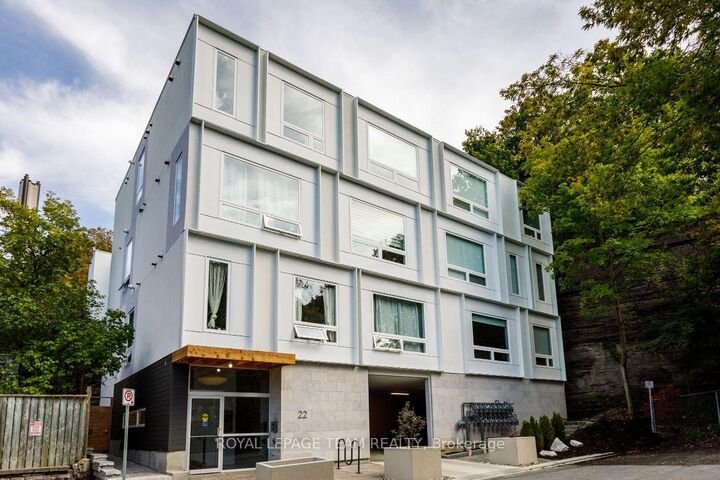 Property Photo:  22 Perkins Street 401  ON K1R 7G5 