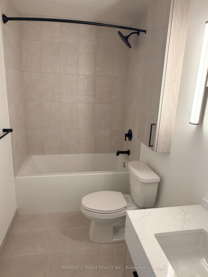 Property Photo:  91 Montclair Avenue 1705  ON M5P 0B1 