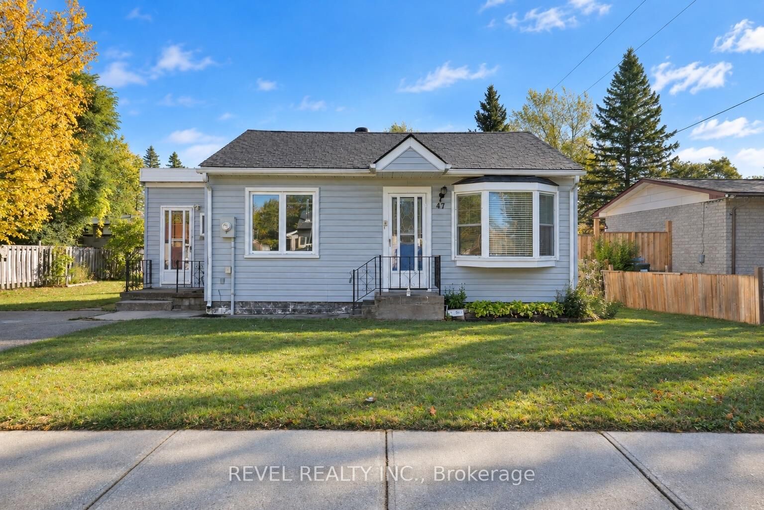 Property Photo:  47 Coulson Avenue  ON L3W 0L5 
