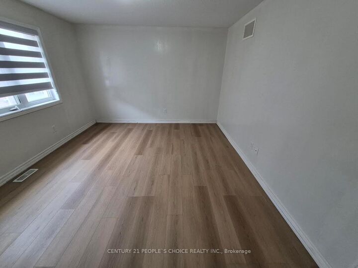 Property Photo:  19 Freedom Oaks Trail  ON L6P 3L1 