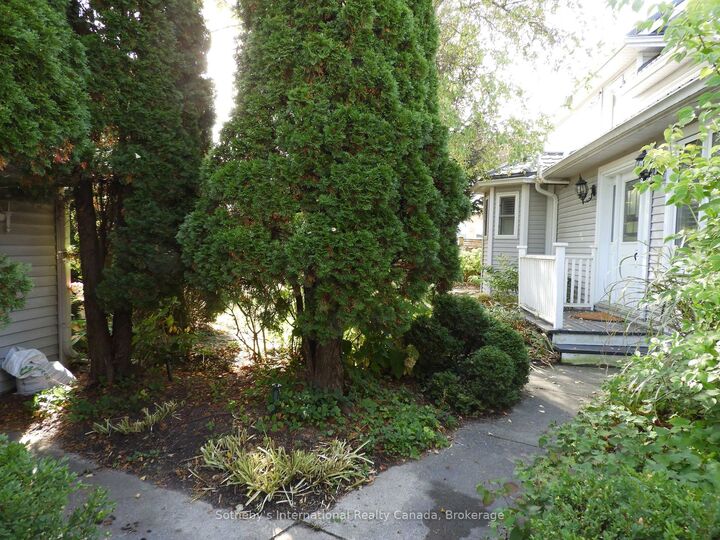 Property Photo:  77 Fourth Street W  ON L9Y 1R5 