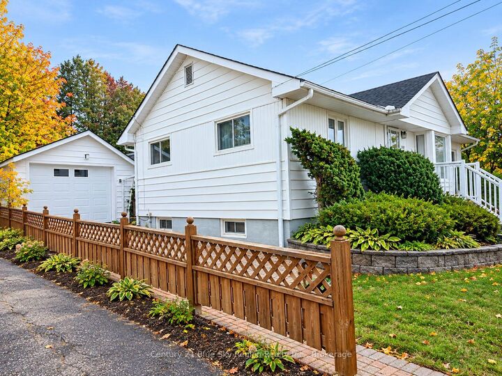 Property Photo: 1110 Copeland Street ON P1B 3E8