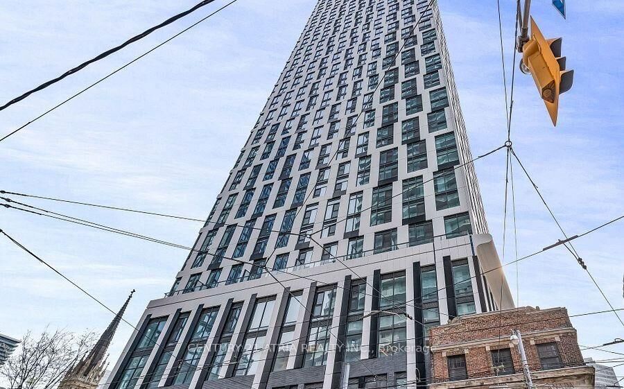 Property Photo:  252 Church Street 2105  ON M5B 1Z2 