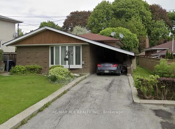 Property Photo:  92 Felicity Drive Bsmt  ON M1H 1E3 