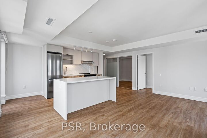 Property Photo:  203 Jarvis Street 3101  ON M5B 0E7 