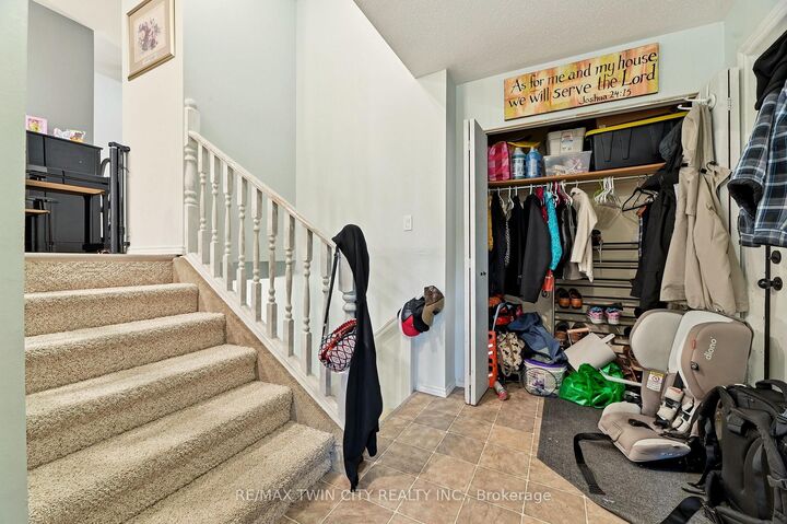 Property Photo:  82 Beaver Crescent  ON N3P 1H8 