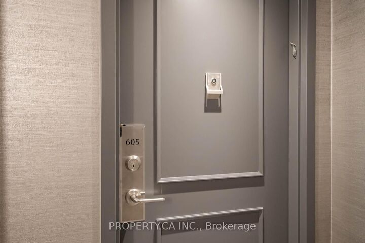 Property Photo:  7460 Bathurst Street 605  ON L4J 7K9 