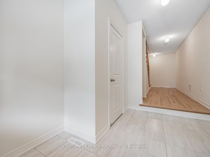 Property Photo:  7 Nimmo Lane  ON L1S 0H2 
