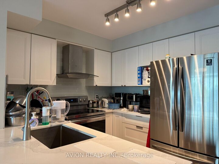 Property Photo:  5508 Yonge Street 410  ON M2N 7L2 