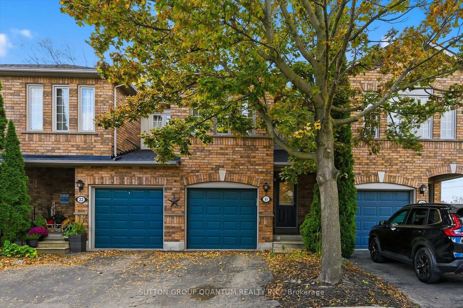 Property Photo:  5555 Prince William Drive 21  ON L7L 6P3 